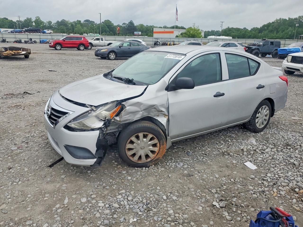 Salvage Nissan Versa Image