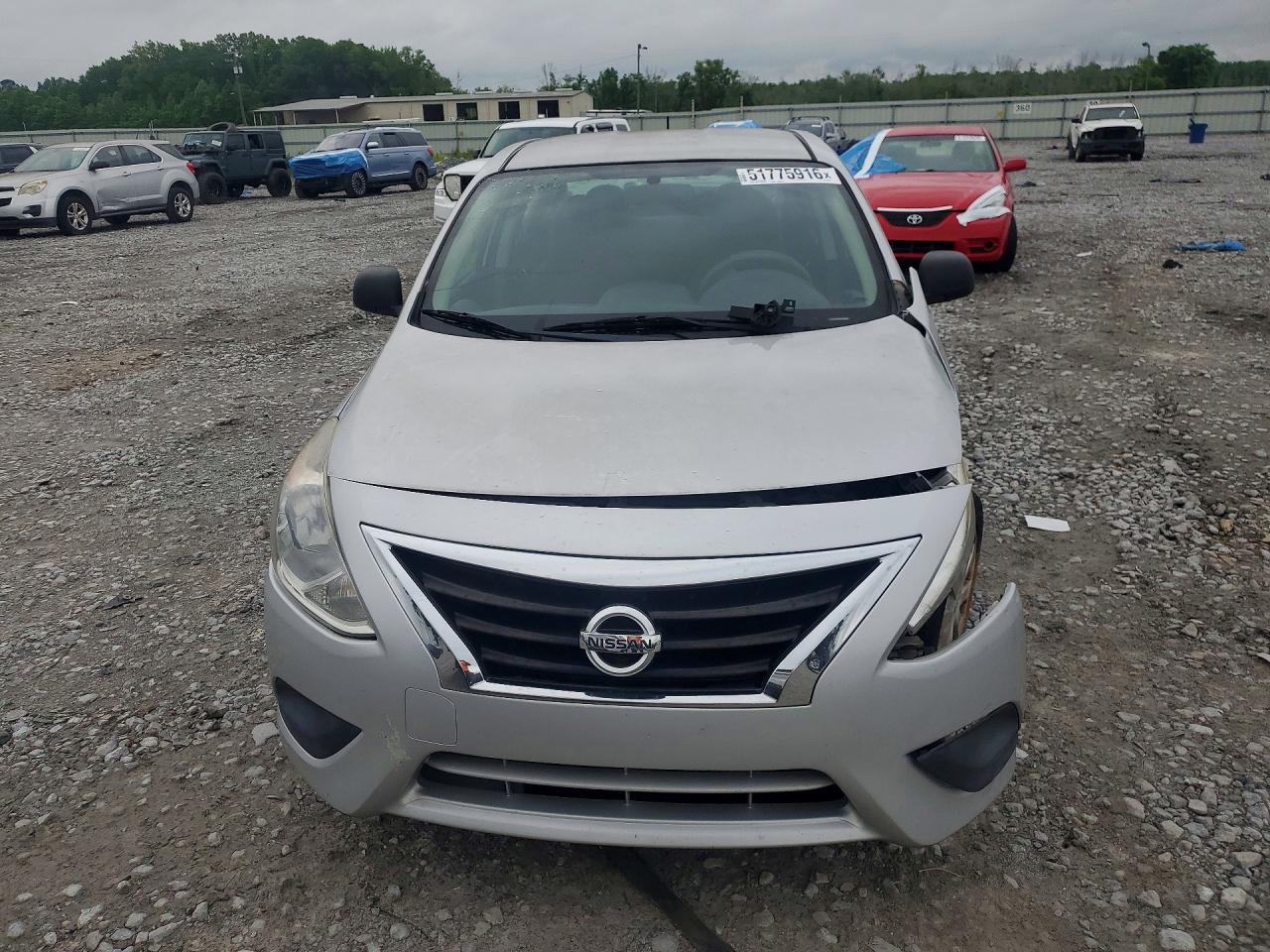 Nissan Versa 1.6 S Plus