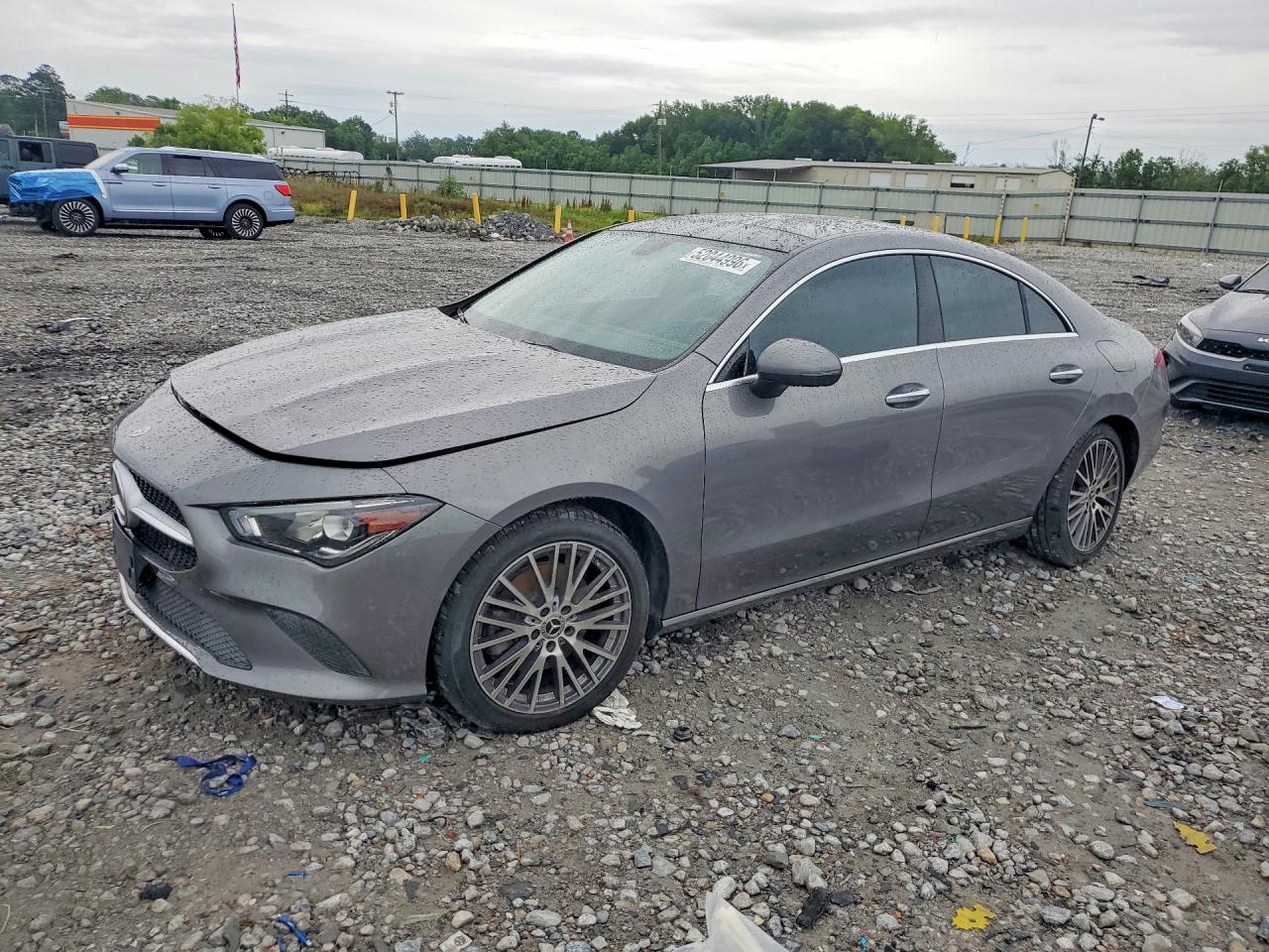 Salvage Mercedes-Benz Cla-class Image