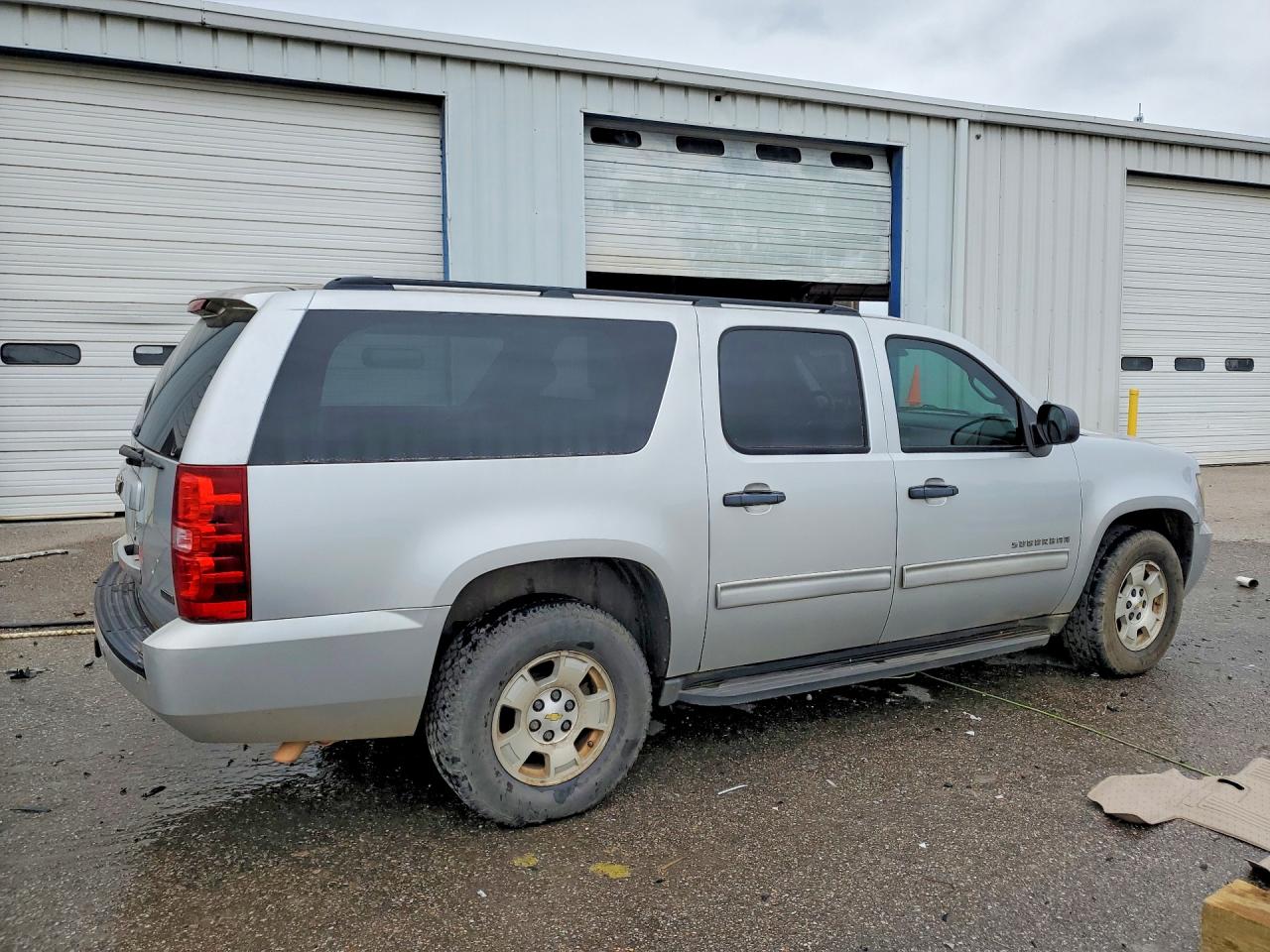 Chevrolet Suburban C1500 Ls