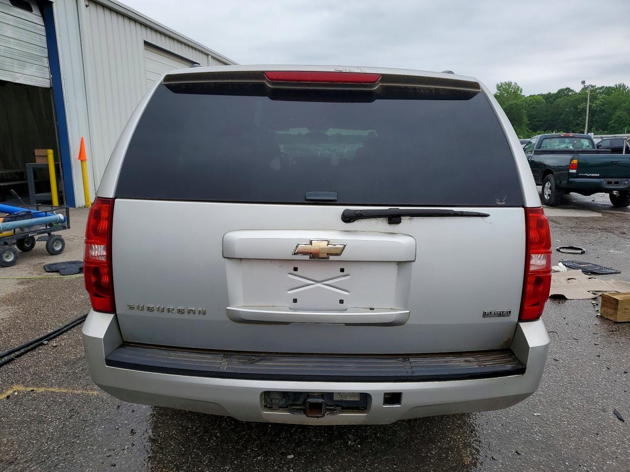 Chevrolet Suburban C1500 Ls