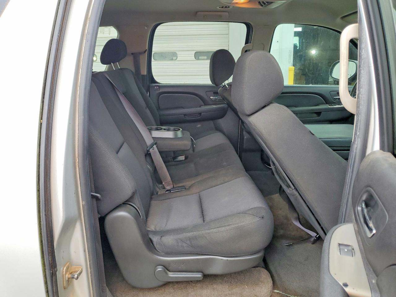 Chevrolet Suburban C1500 Ls
