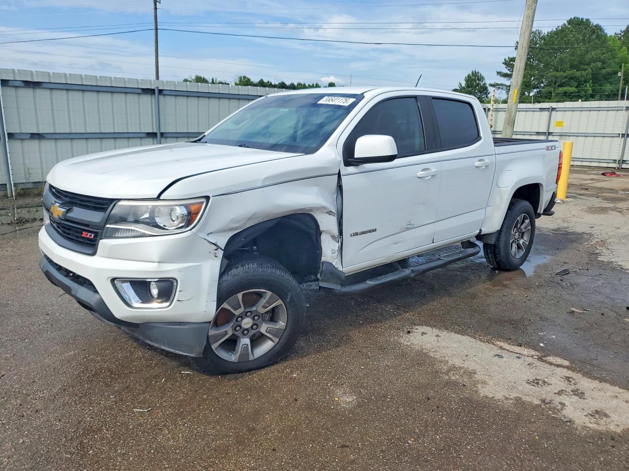 Salvage Chevrolet Colorado Image
