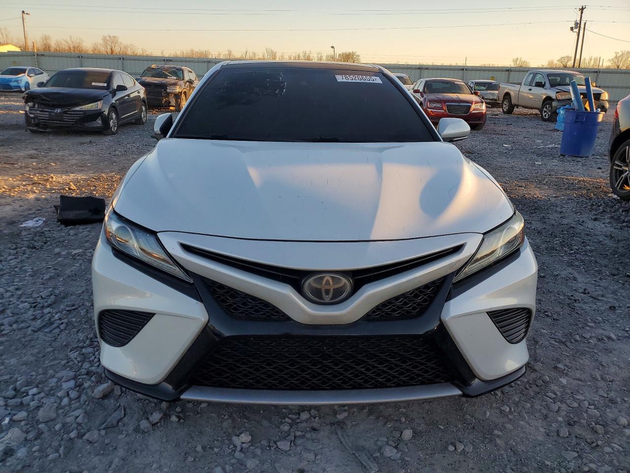 Toyota Camry Xse