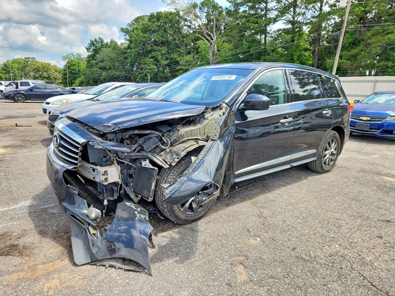Salvage INFINITI Qx Image