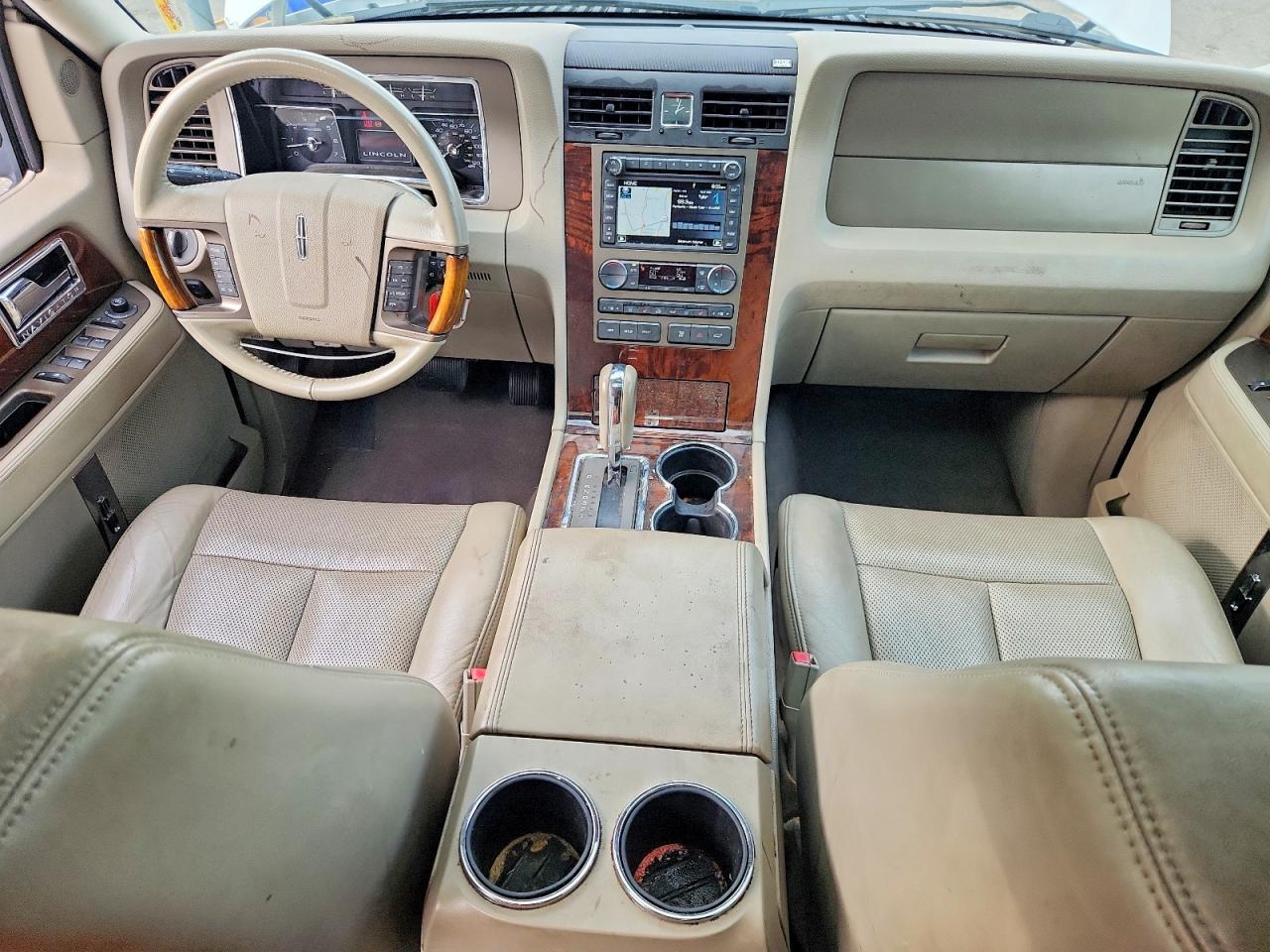 Lincoln Navigator