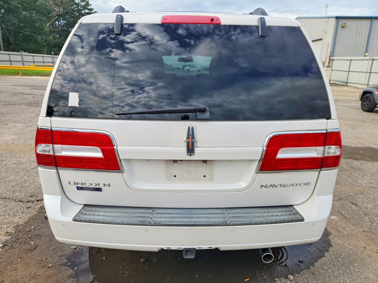 Lincoln Navigator