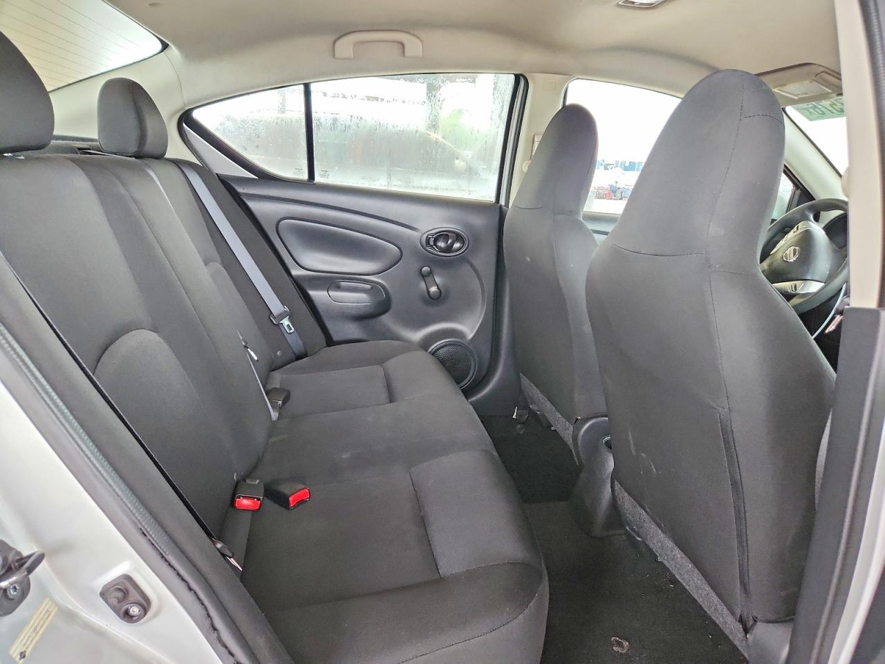 Nissan Versa 1.6 S Plus