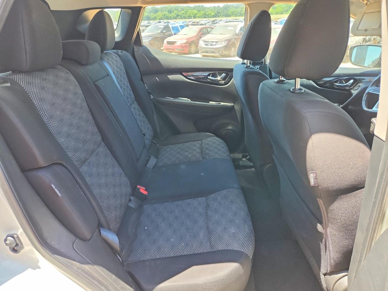Nissan Rogue Sv