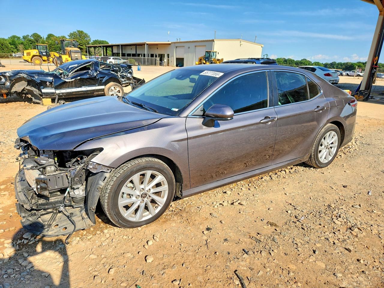 Salvage Toyota Camry Image