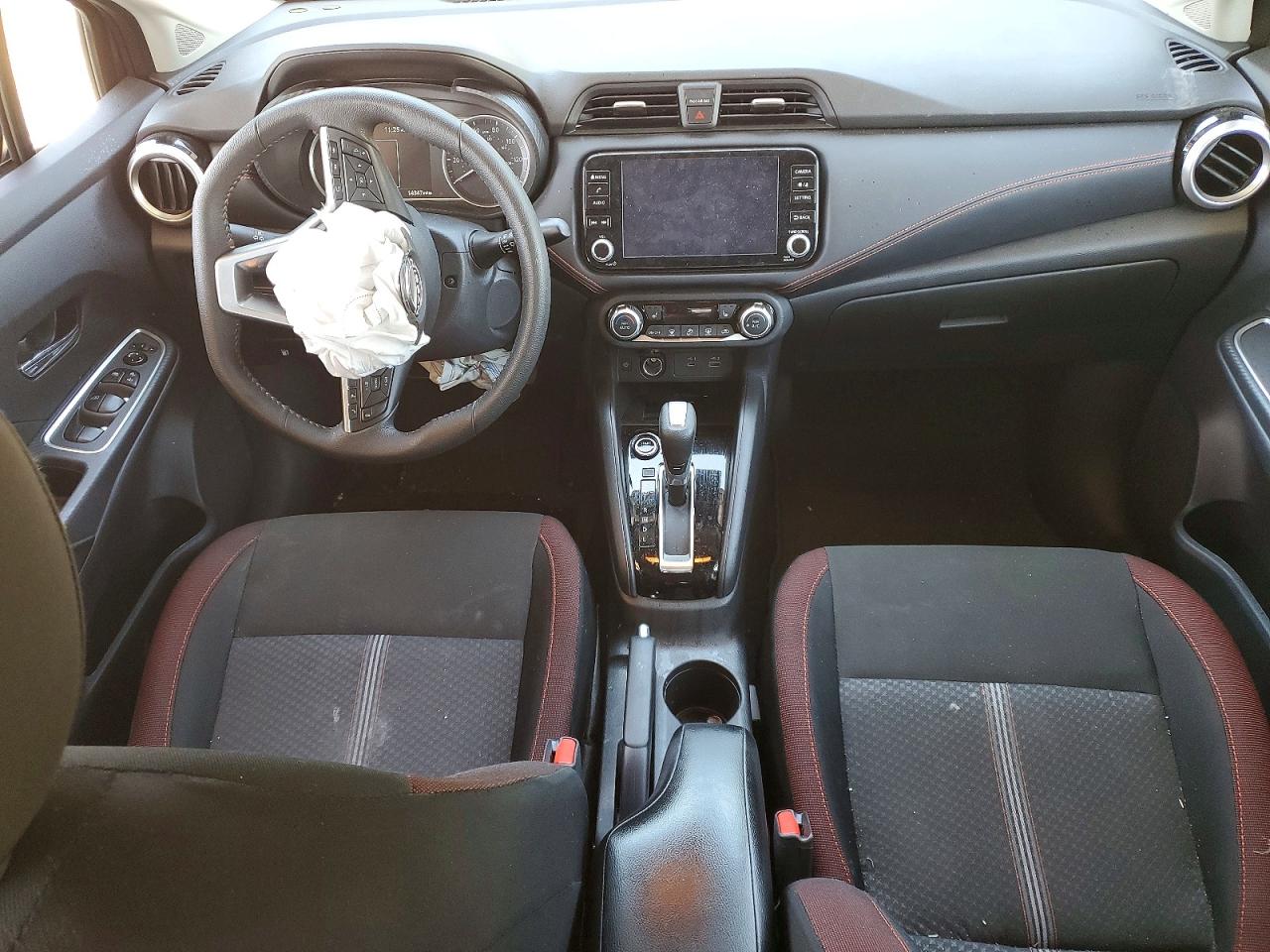 Nissan Versa Sr
