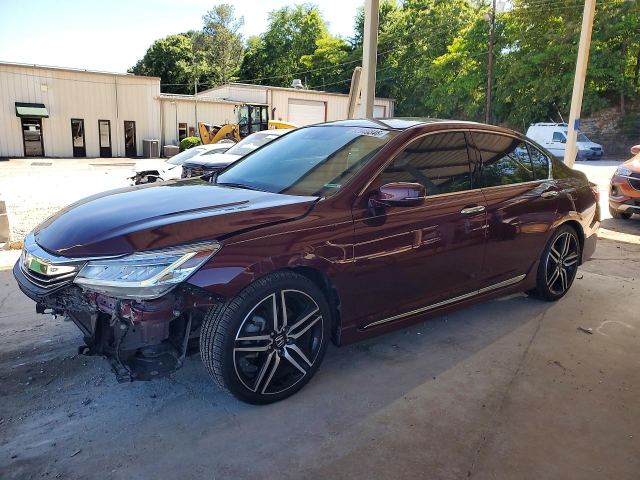 Salvage Honda Accord Image