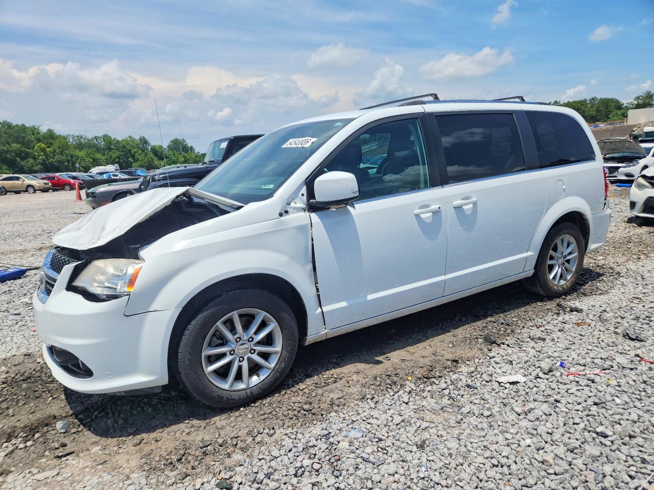 Salvage Dodge Caravan Image