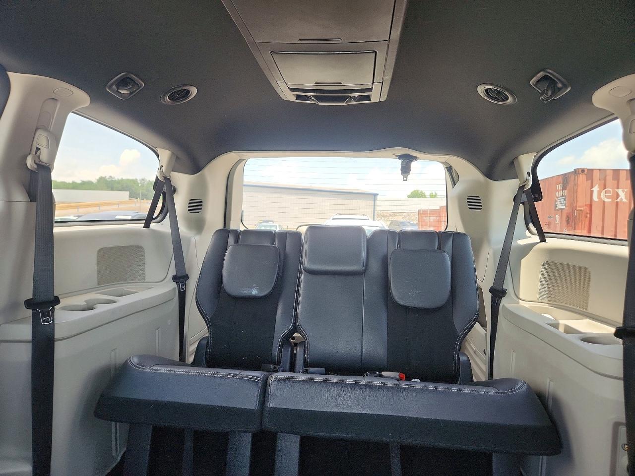 Dodge Caravan Sxt