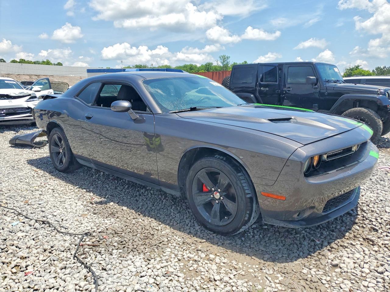 Dodge Challenger Sxt