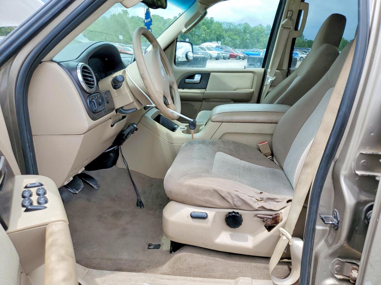 Ford Expedition Xlt