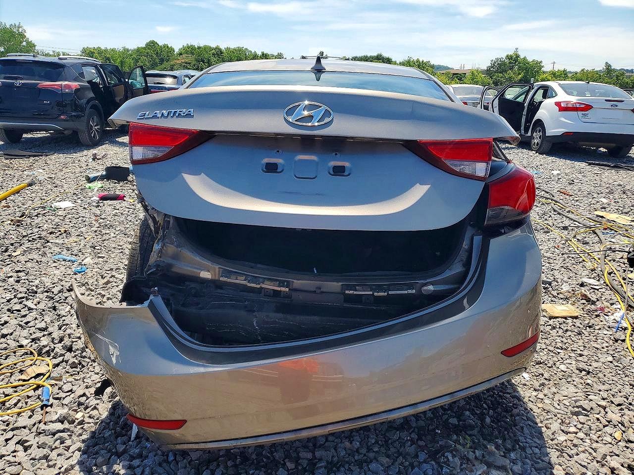 Hyundai ELANTRA Se