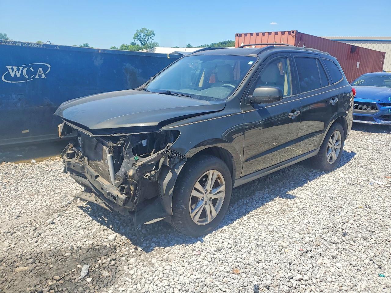 Salvage Hyundai SANTA FE Image