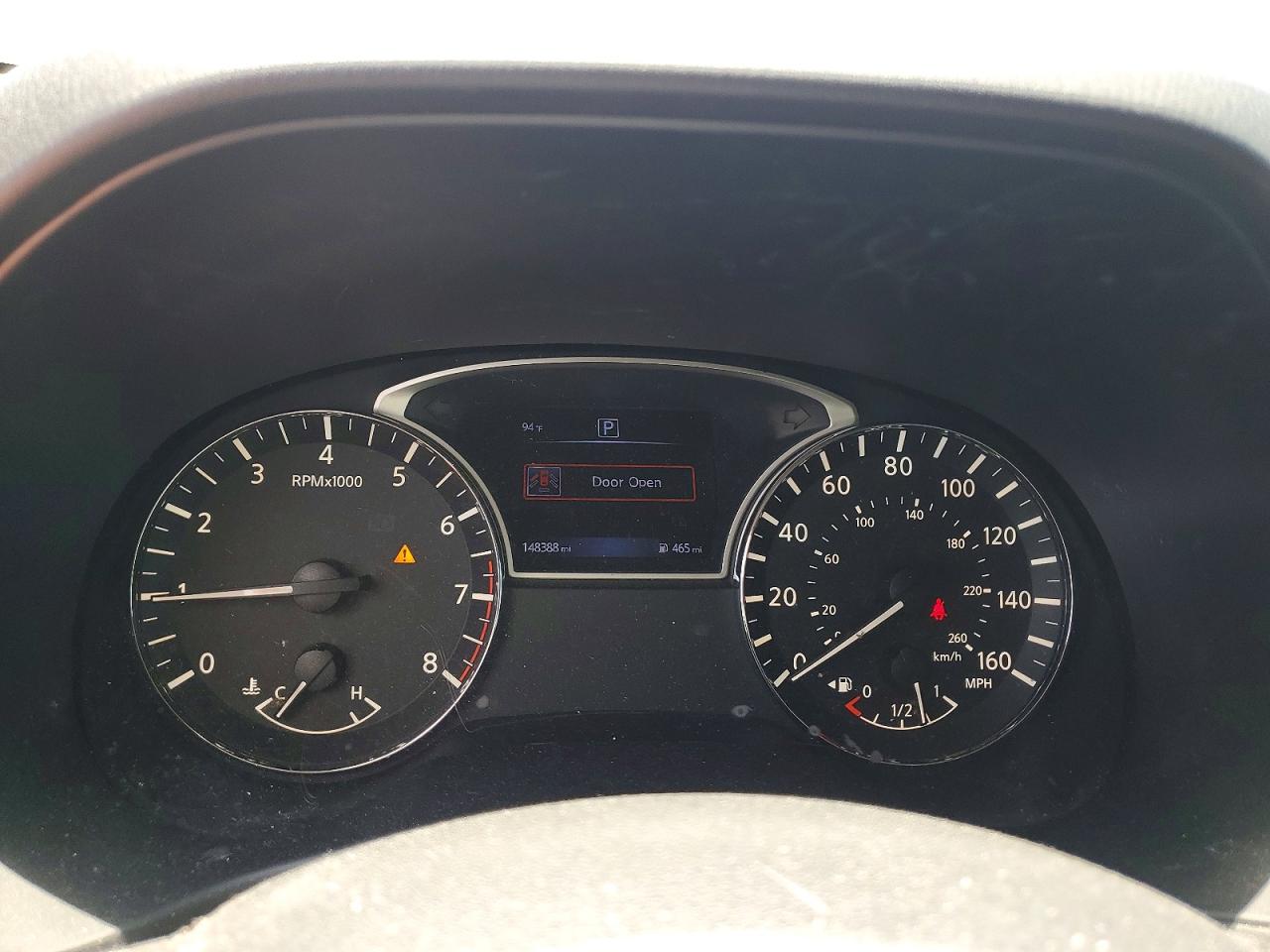 Nissan Pathfinder S