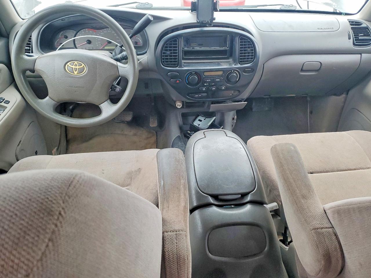 Toyota Sequoia Sr5