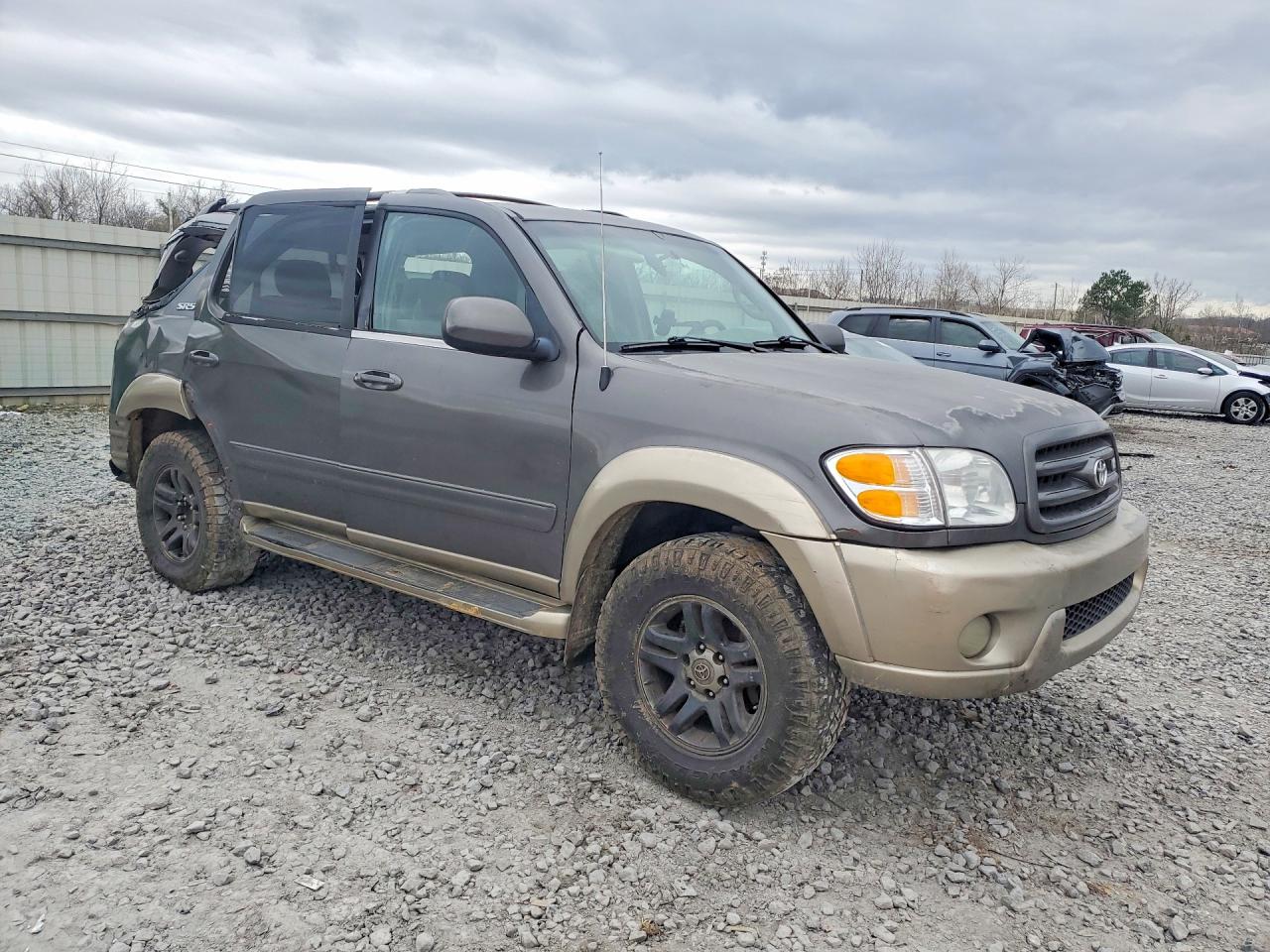 Toyota Sequoia Sr5