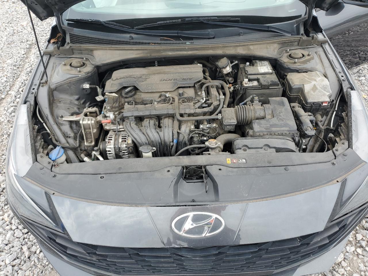 Hyundai ELANTRA Sel