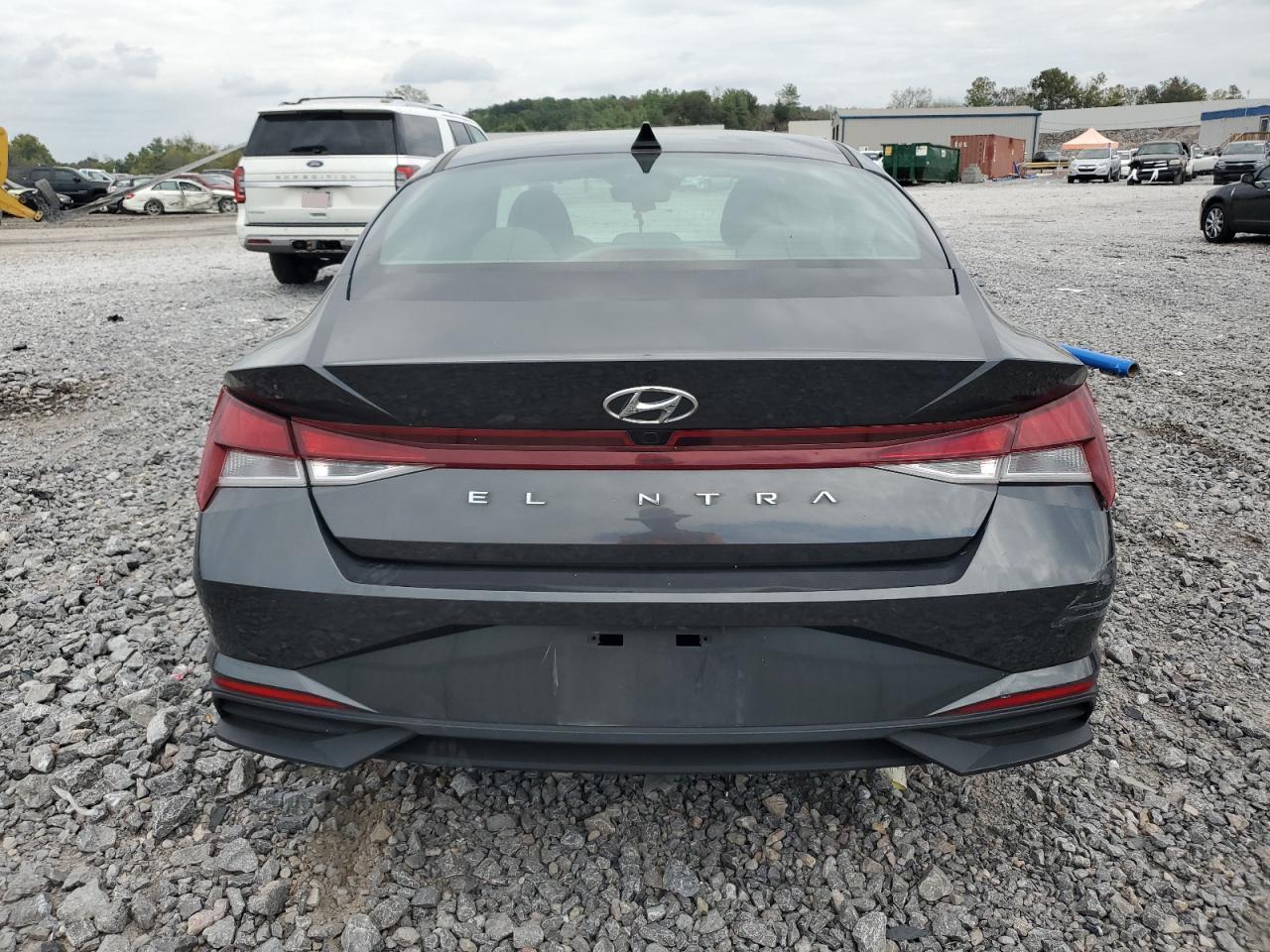 Hyundai ELANTRA Sel