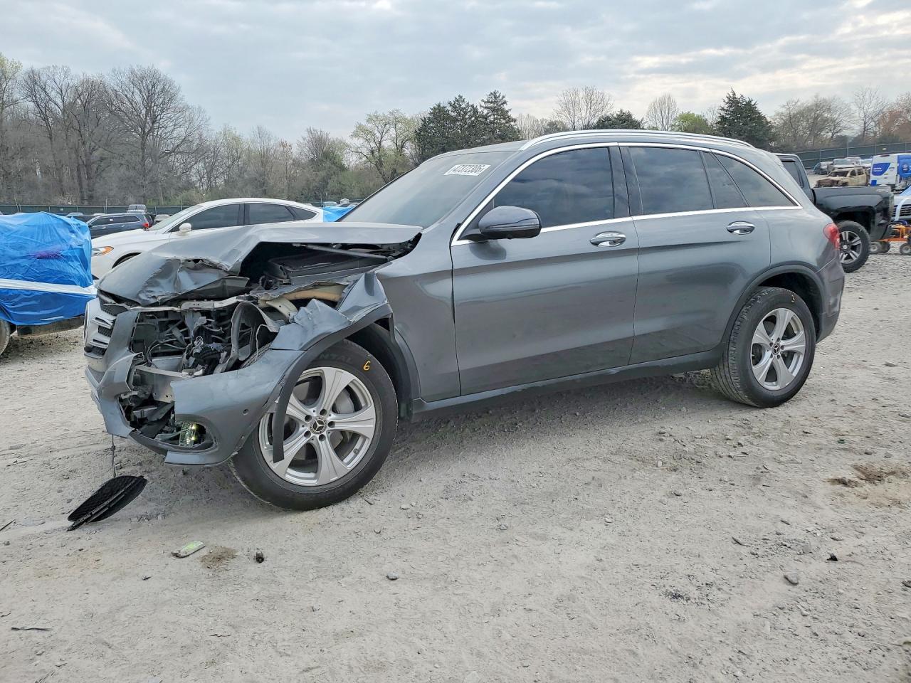 Salvage Mercedes-Benz GLC Image