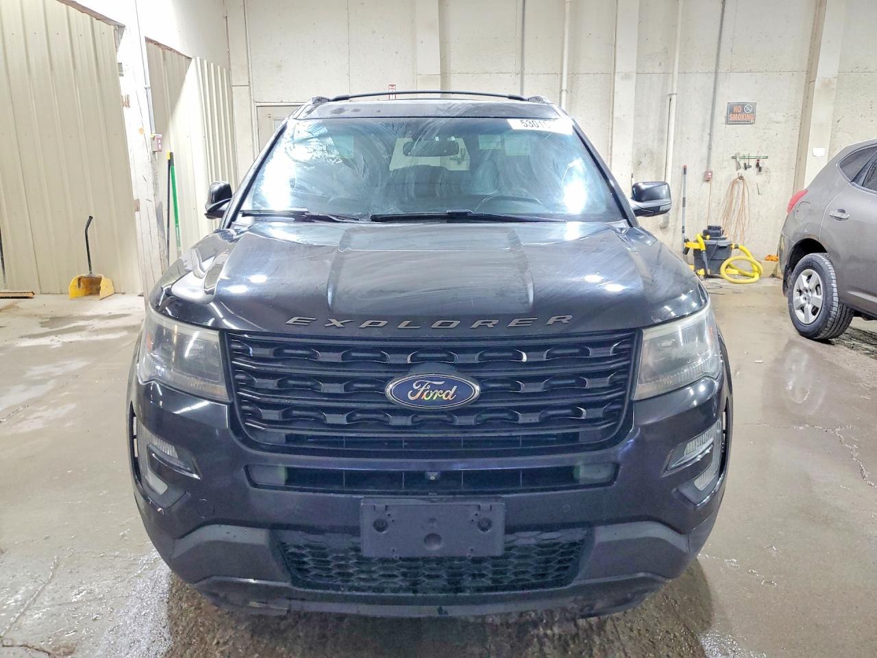 Ford Explorer Sport