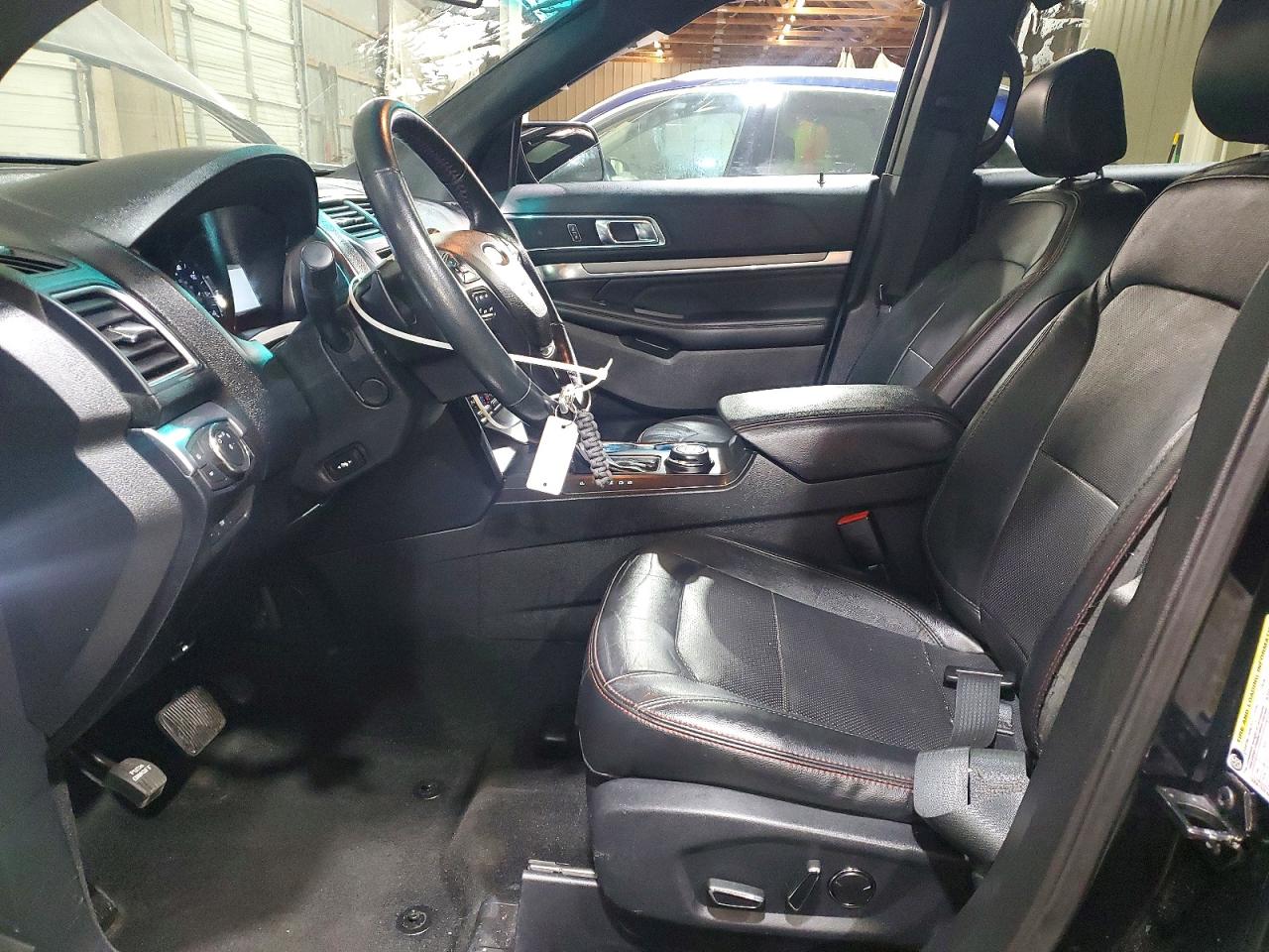 Ford Explorer Sport