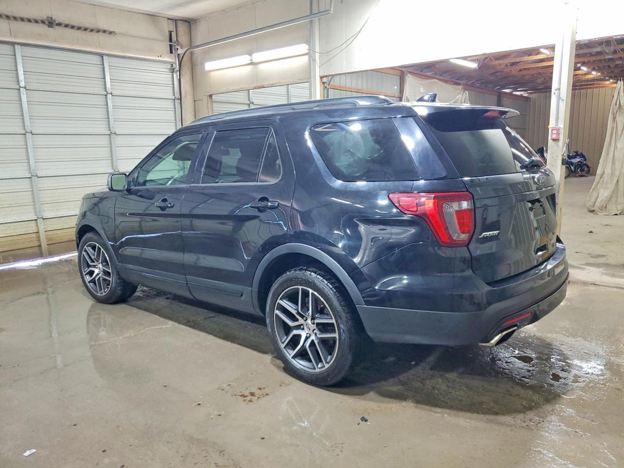 Ford Explorer Sport