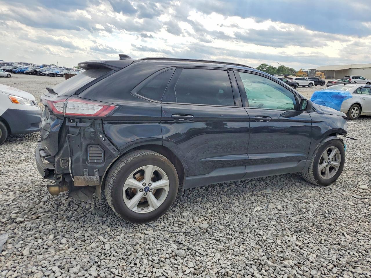 Ford Edge Se