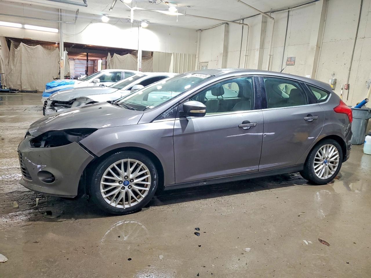 Salvage Ford Focus Image