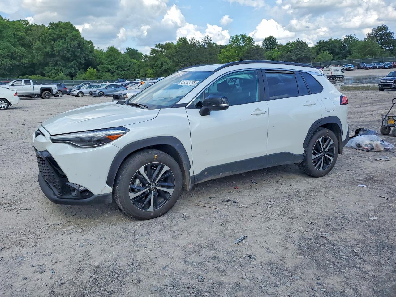 Salvage Toyota Corolla Image