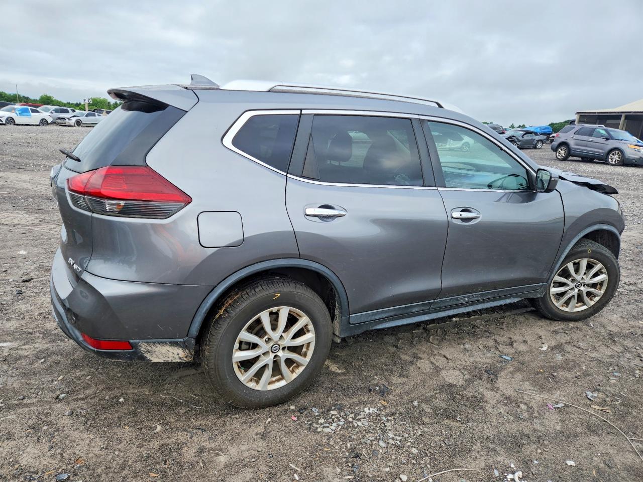 Nissan Rogue Sv
