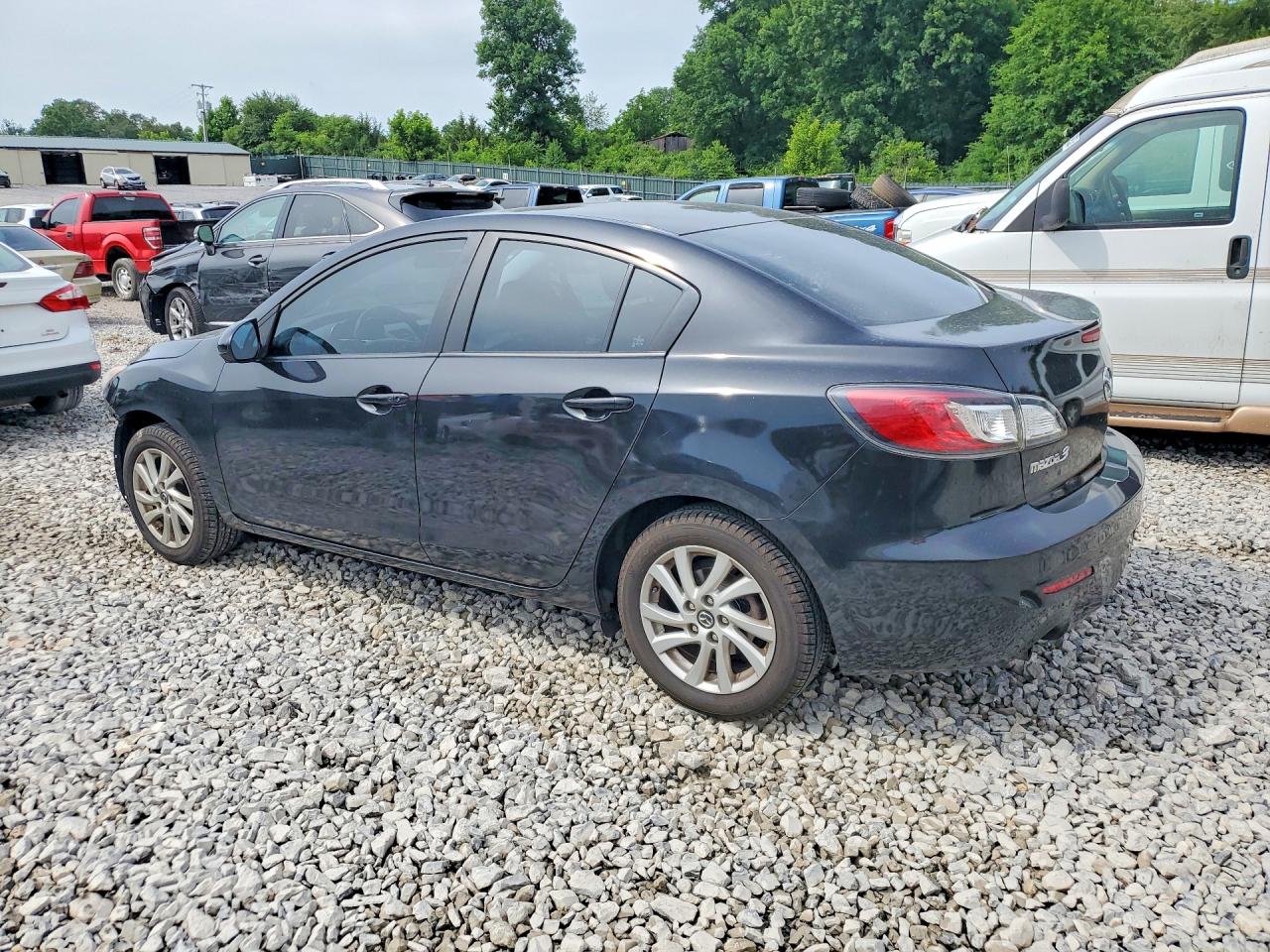 Mazda 3 I