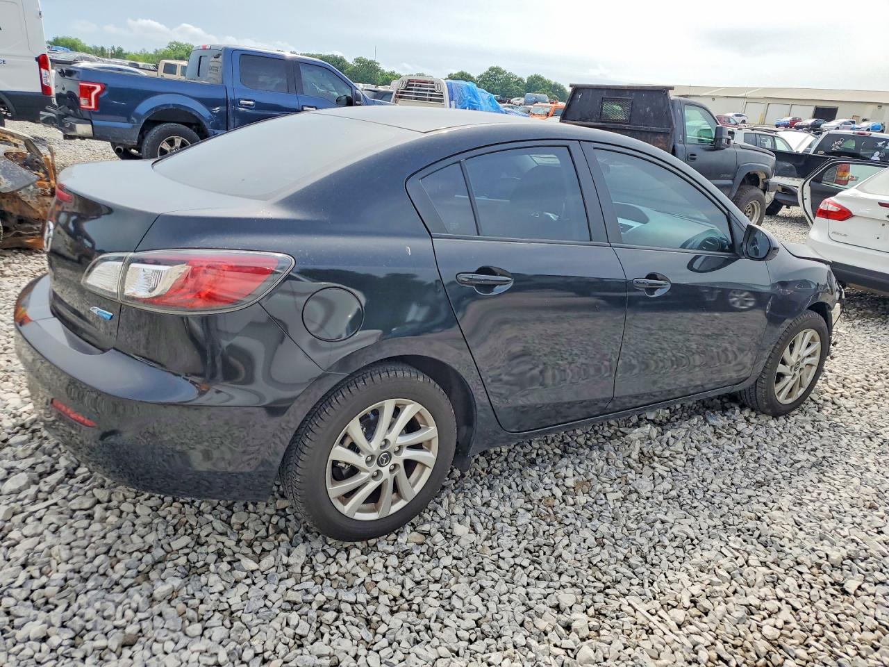 Mazda 3 I