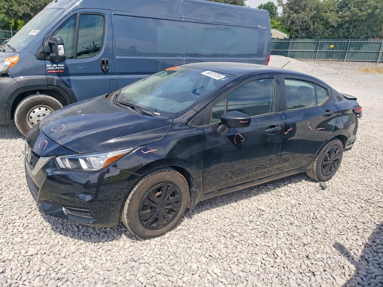 Salvage Nissan Versa Image
