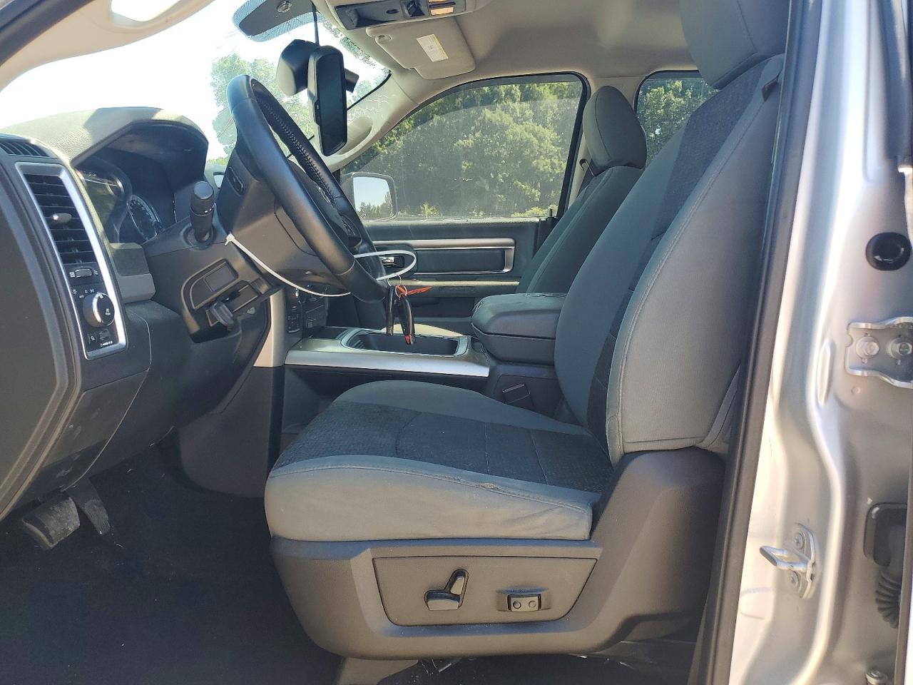 Ram 1500 Slt