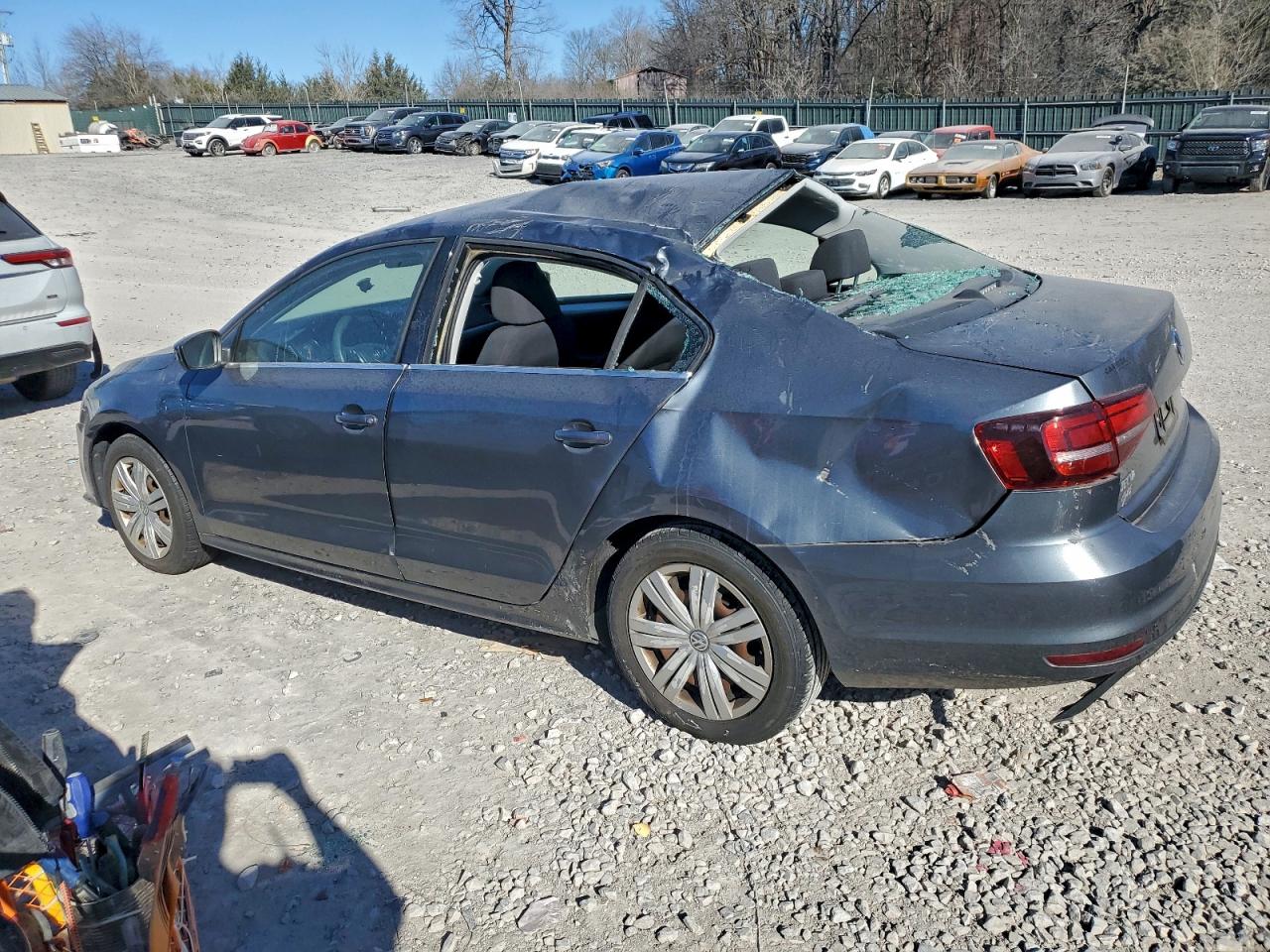Volkswagen Jetta S