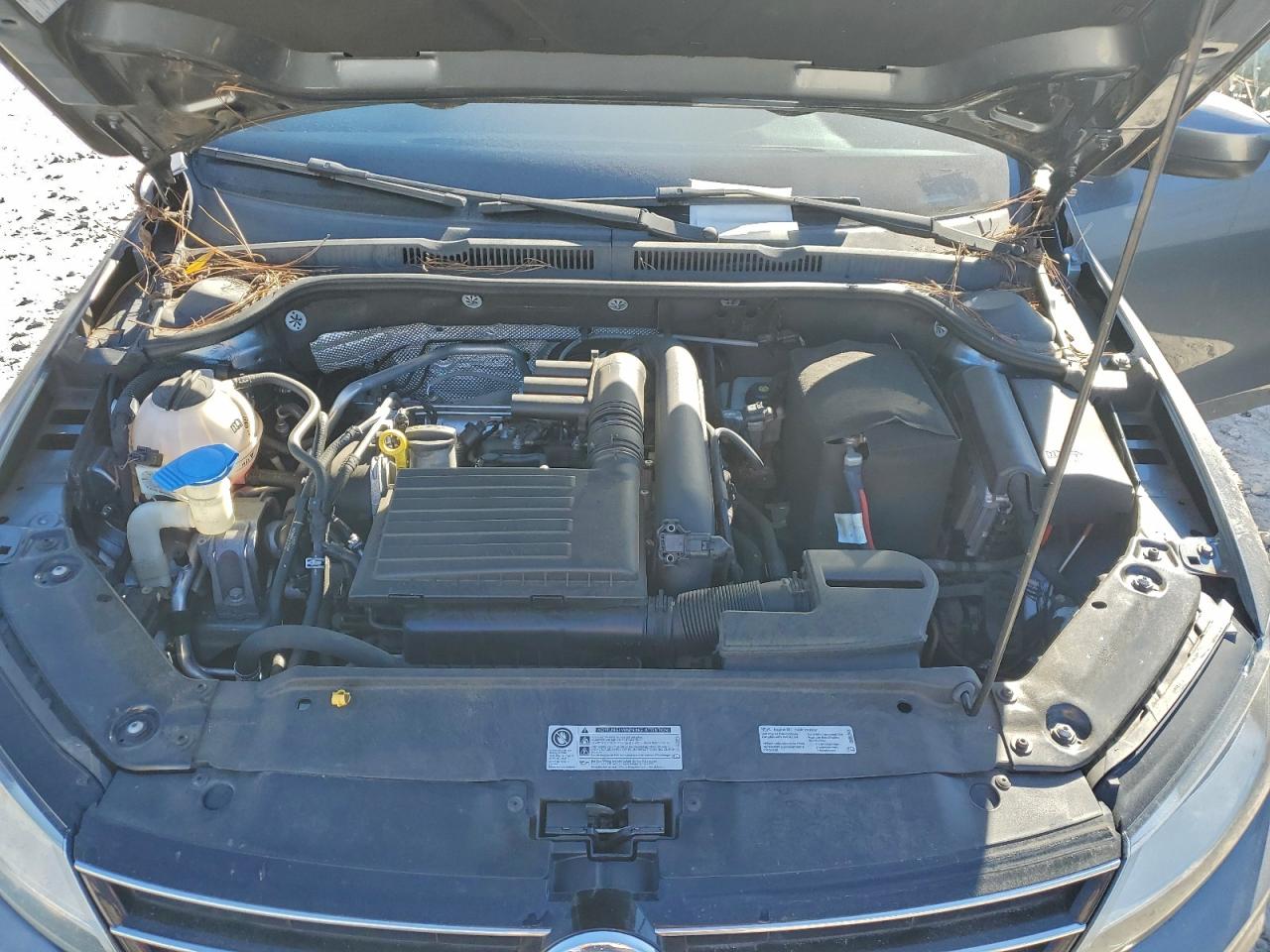 Volkswagen Jetta S