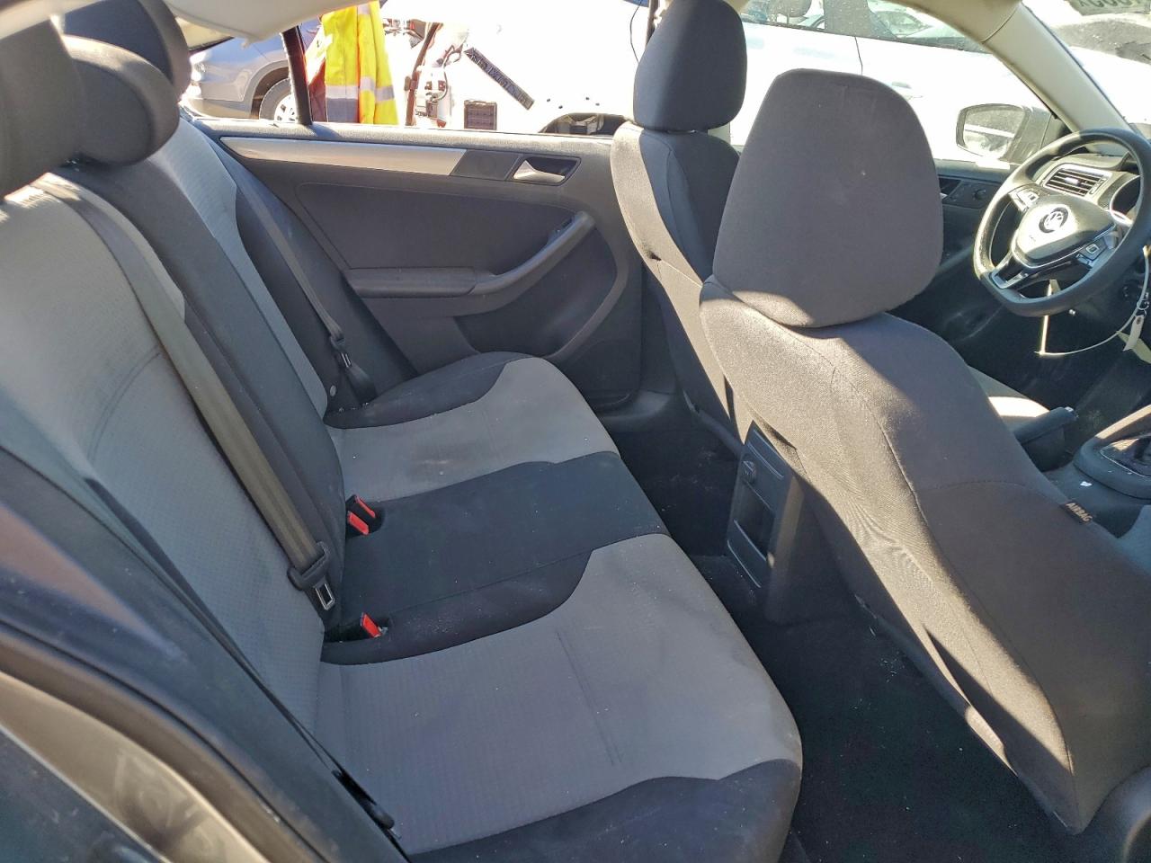 Volkswagen Jetta S