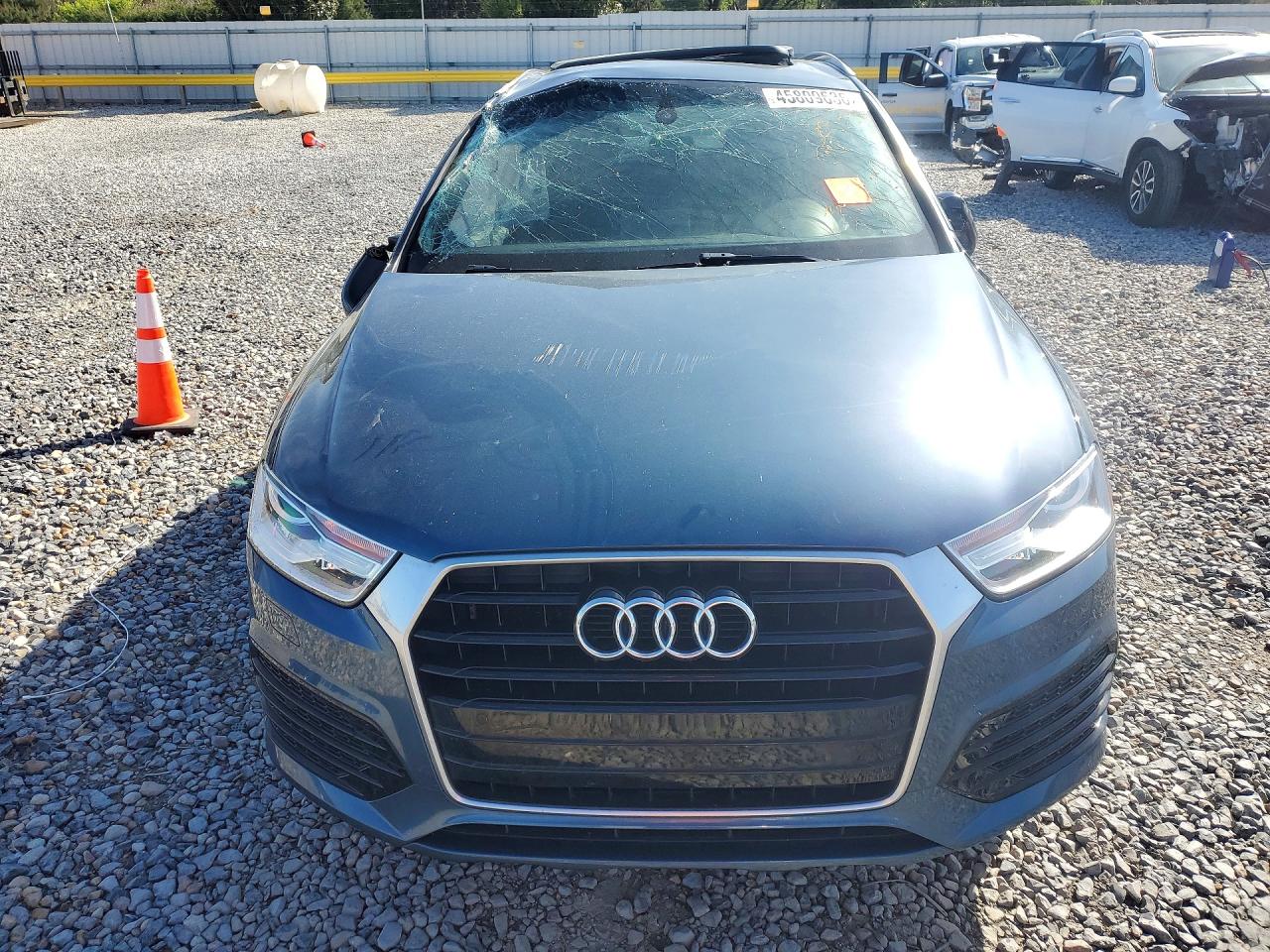 Audi Q3 Premium