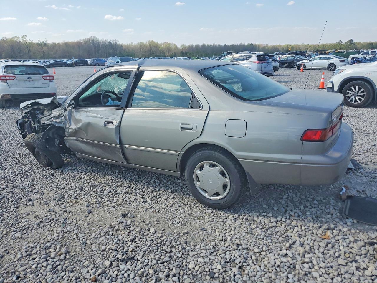 Toyota Camry Ce