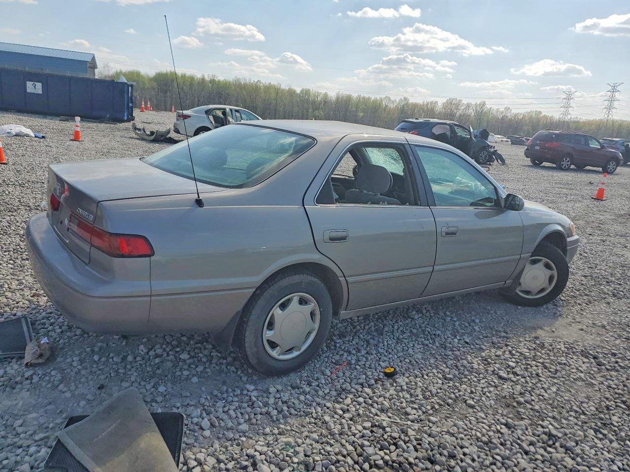 Toyota Camry Ce