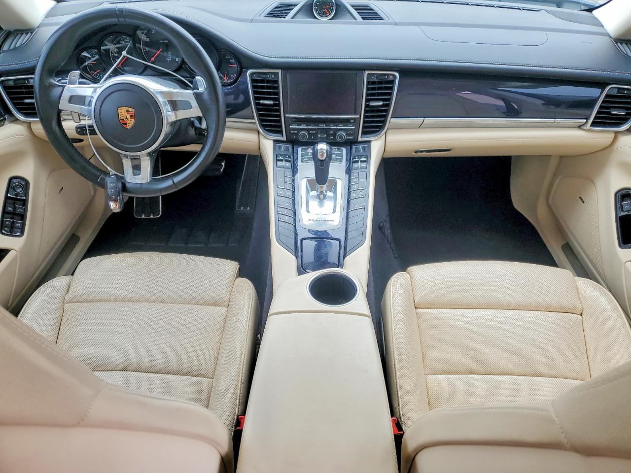 Porsche Panamera 2