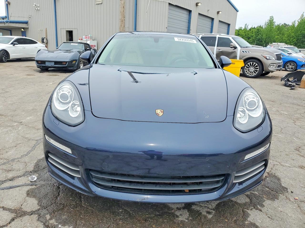 Porsche Panamera 2