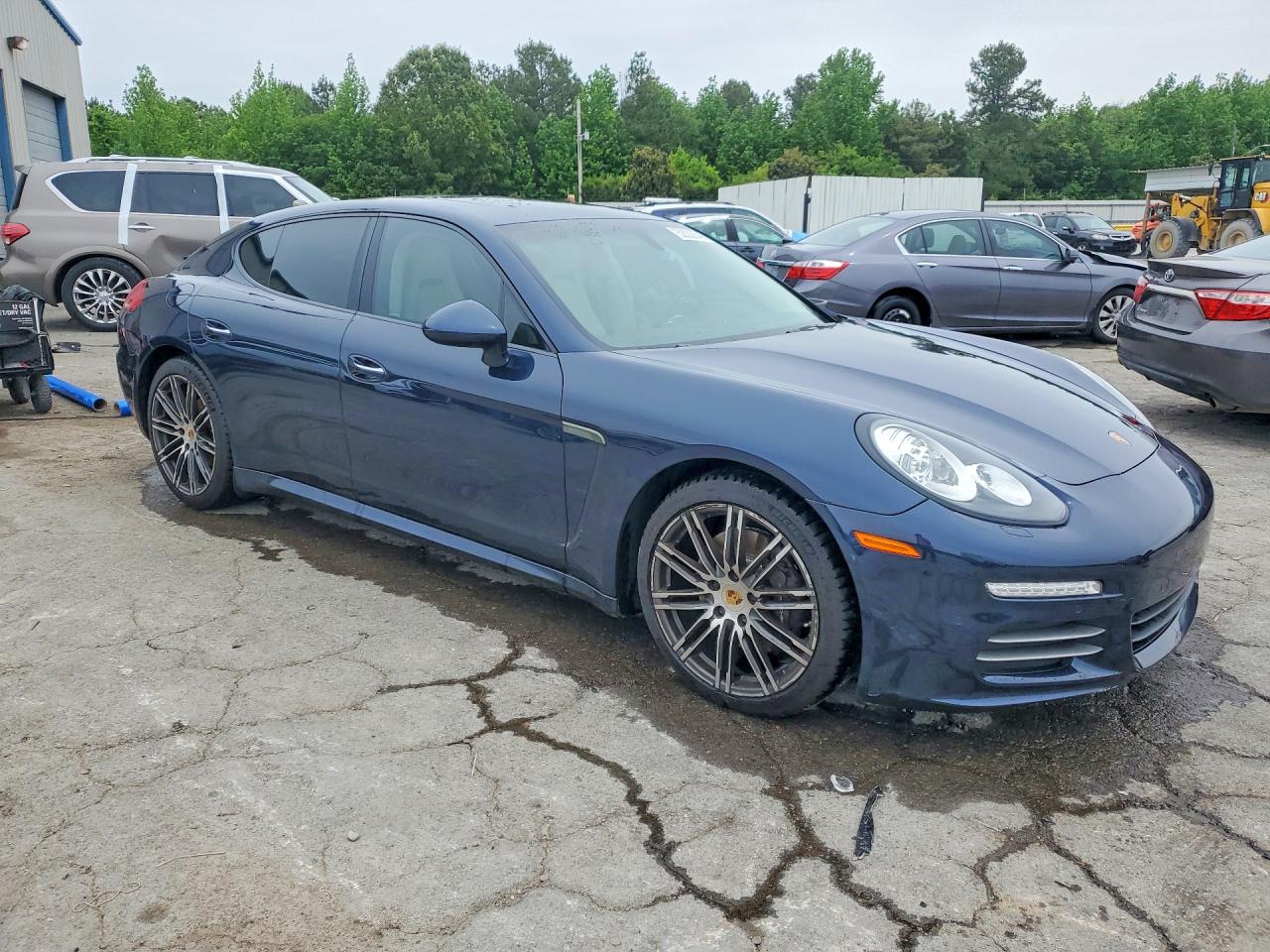 Porsche Panamera 2