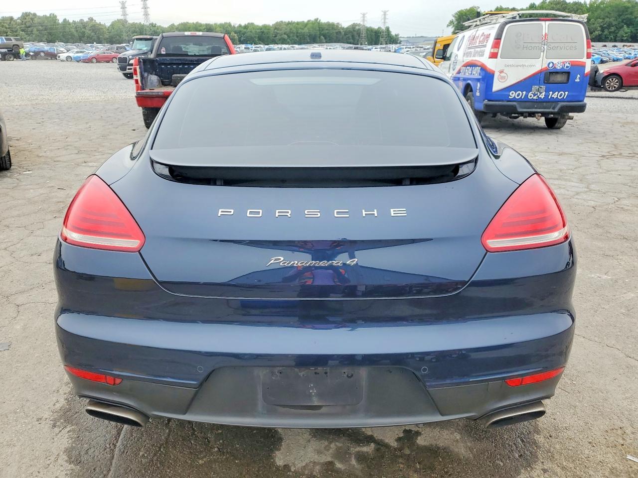 Porsche Panamera 2