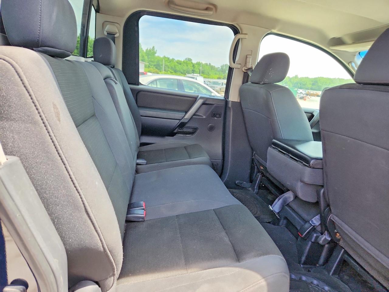 Nissan Titan Xe Ffv